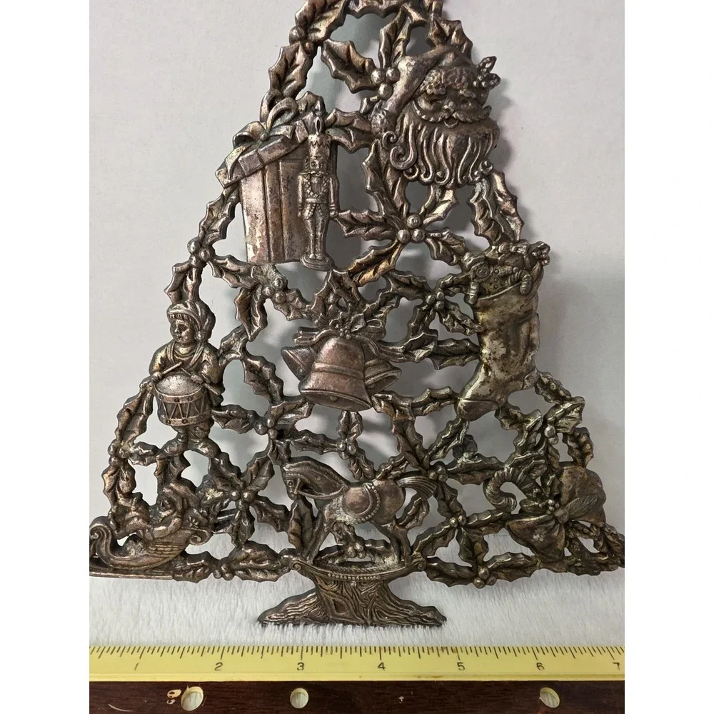 Macy's All The Trimmings Christmas Tree Trivet‎
